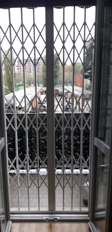 cancelletto estensbile porte milano